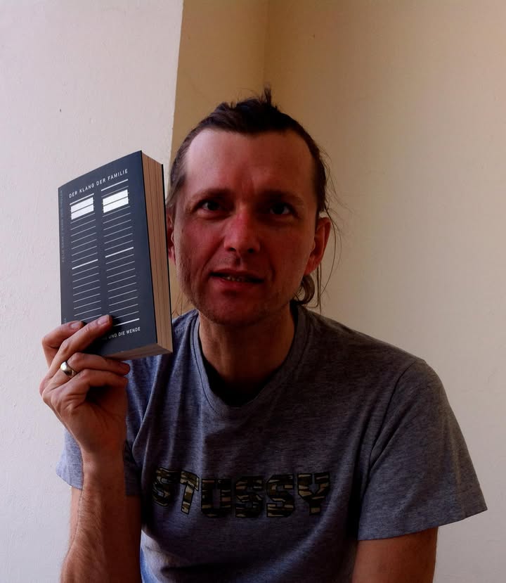 Finally I received my issue of “Der Klang der Familie”, the brandnew oral …