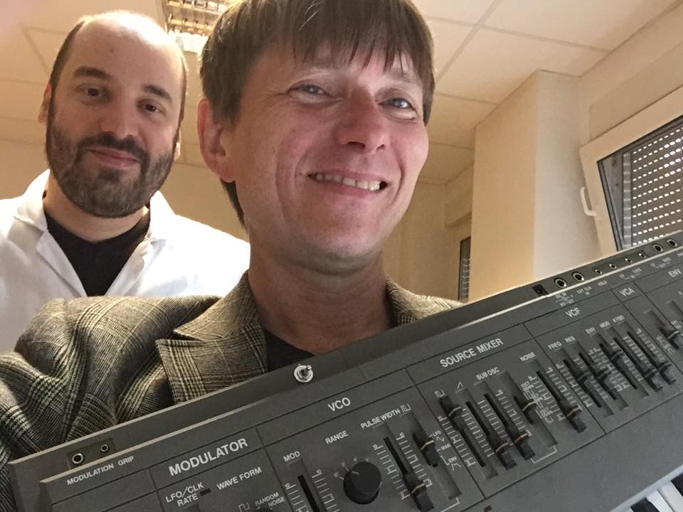 Picked up my beloved 101 after a little thoughtful modification by Philsynth …