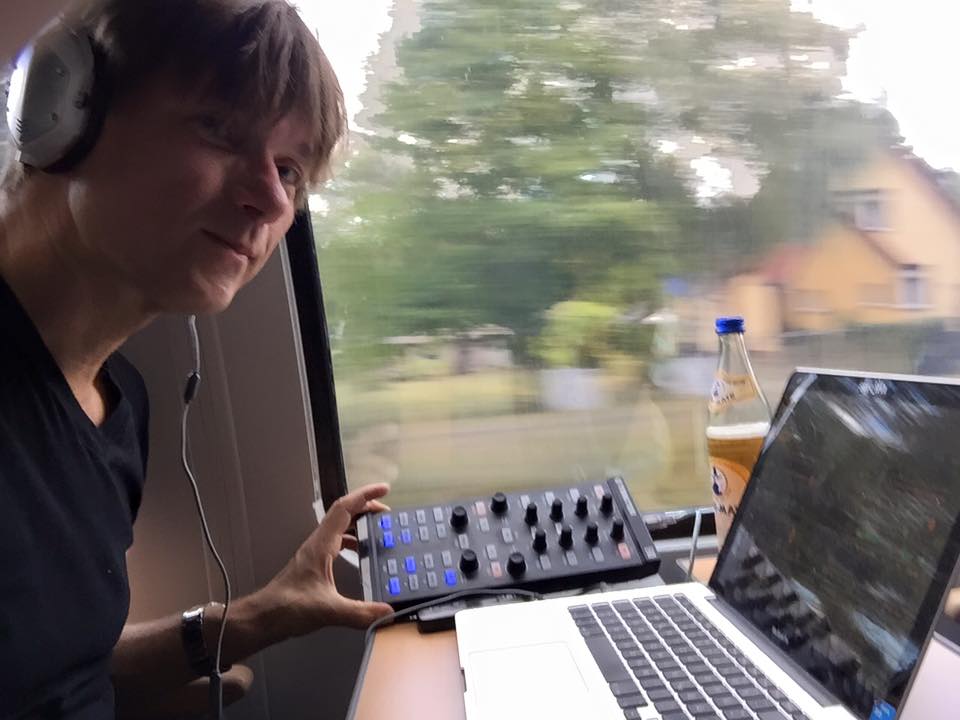 On my way to Jena, jamming and play listing on the train.