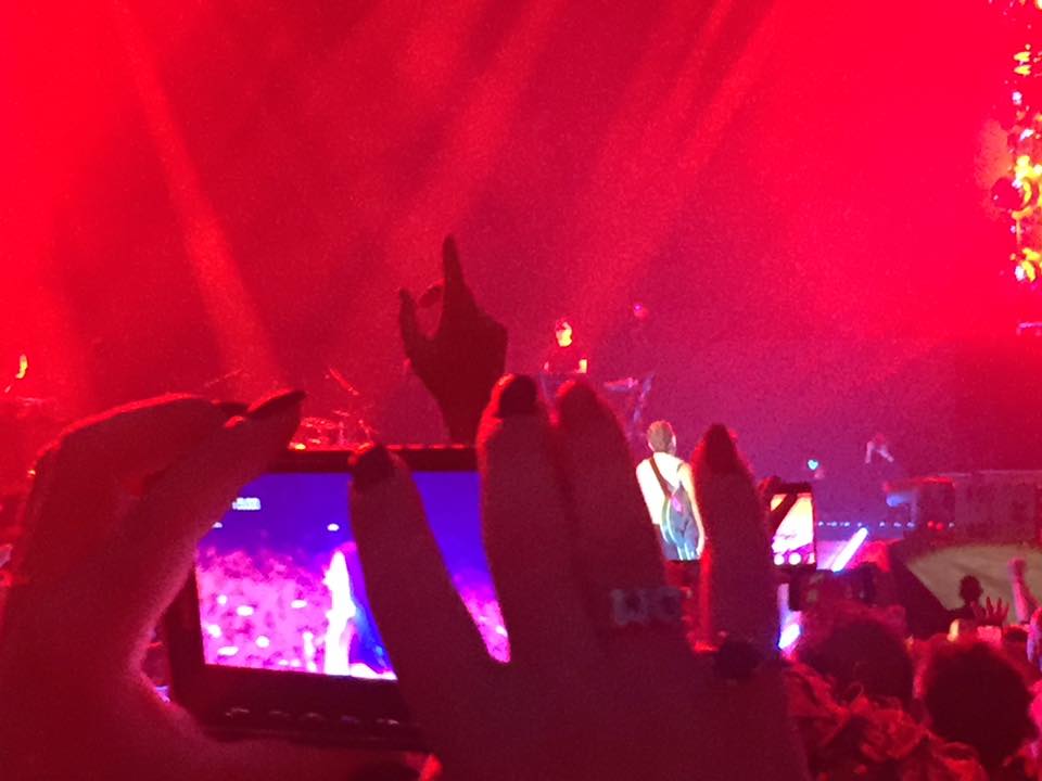 Fantastic moments at yesterday's Depeche Mode concert at Olympiastadion Berlin …