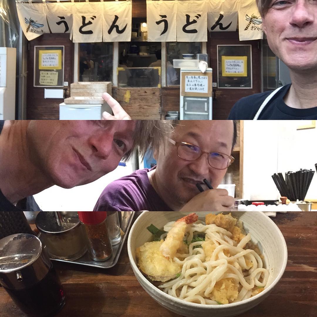 Cold udon soup with tempura, just the best on a hot day like this!
