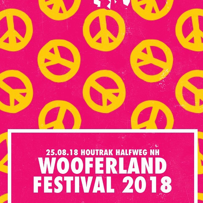 Holidaze are over! Now collecting vinyl records for my DJ set at #wooferland …