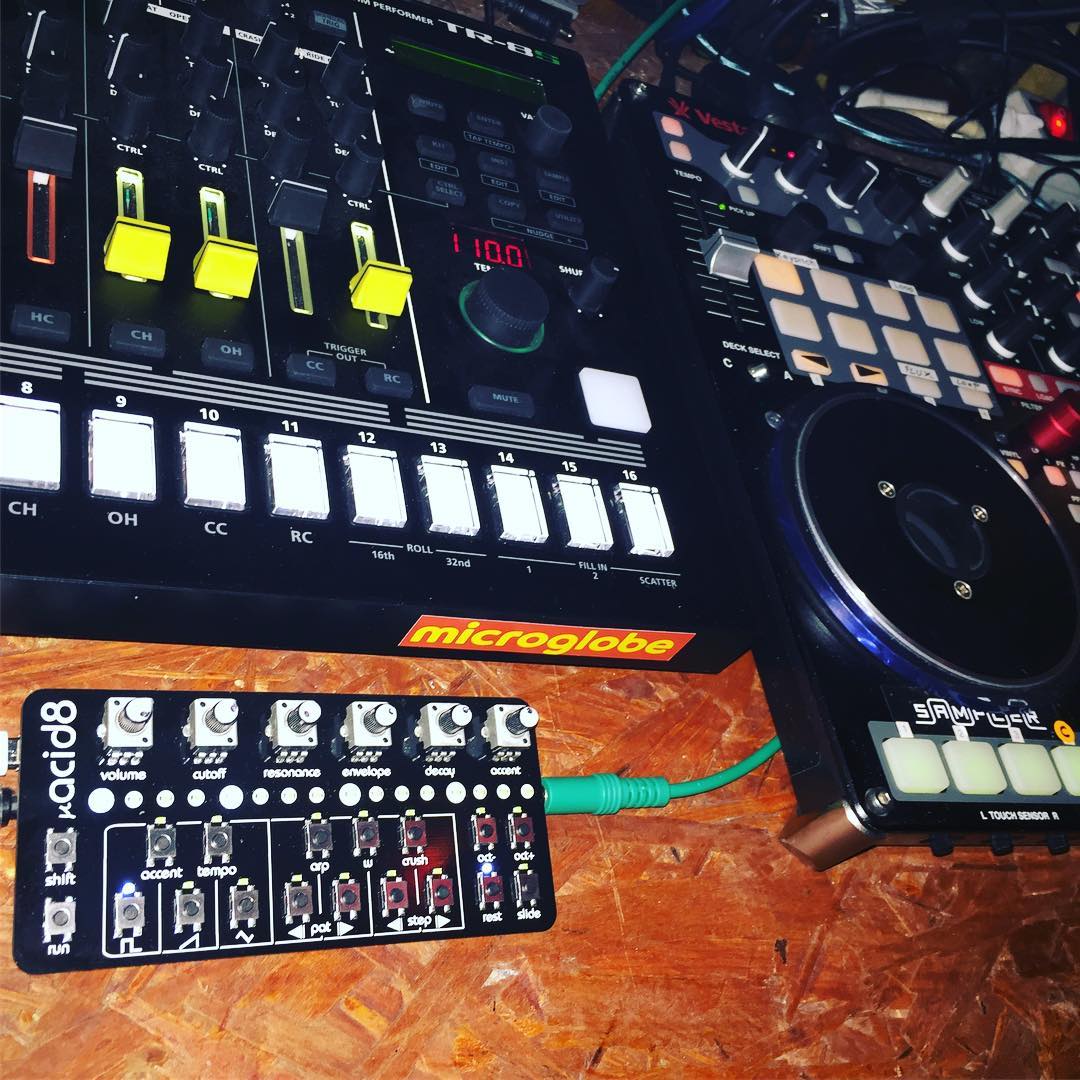 Yesterday’s DJ Setup at microLAB (05) #liquidskyberlin : #vestax vci-400 …