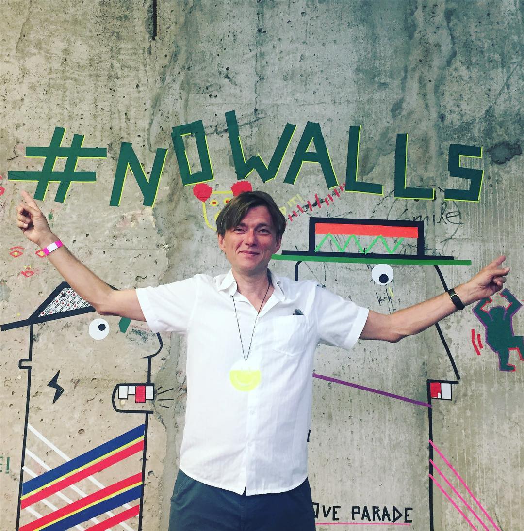 #nowalls but #loveandpeaceandharmony at the 30 years of #loveparade exhibition …