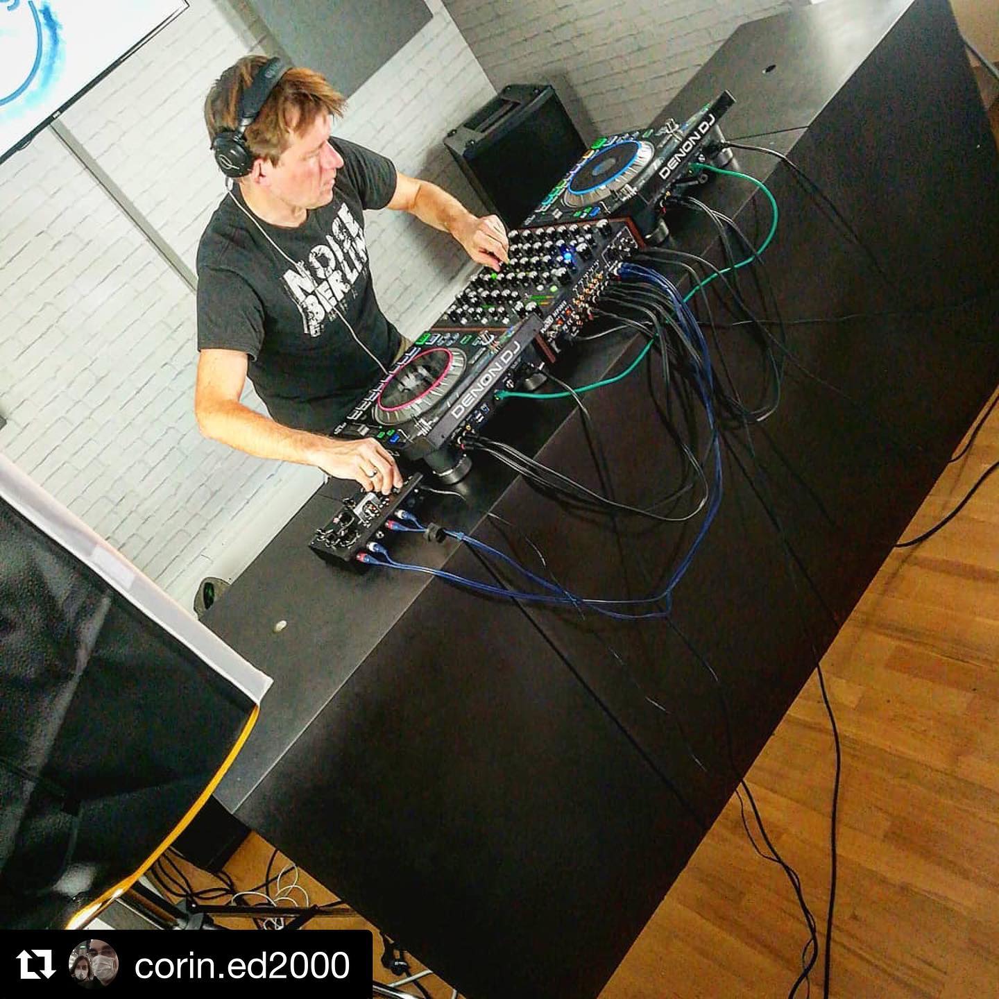 #mijkvandijk making some #noiseberlin on the #denon #engineprime playaz and …