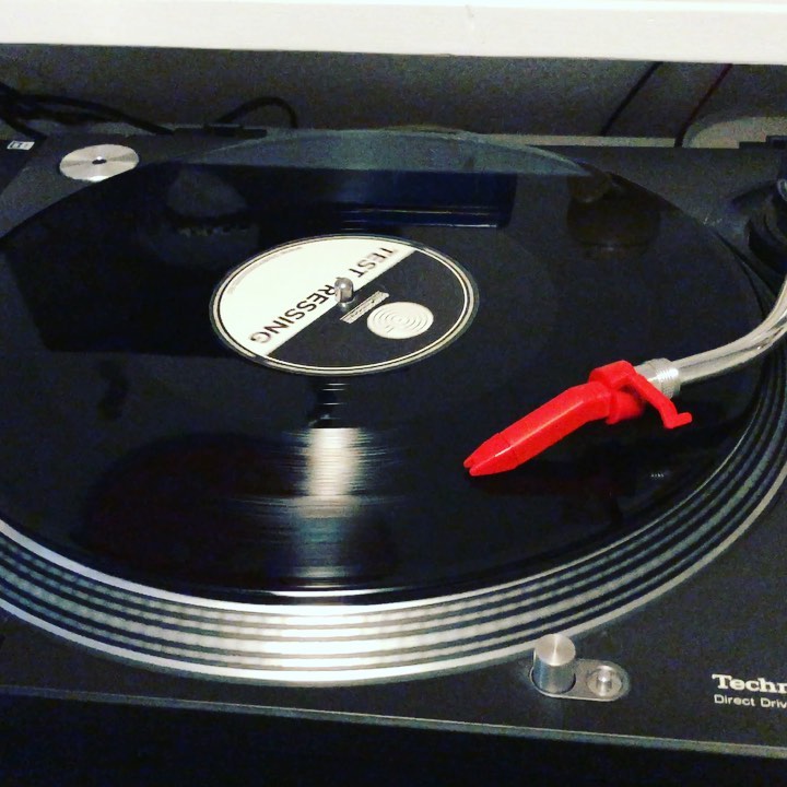 #testplay #vinyl #forceincmusicworks #rauschen2020 EP #mijkvandijk track “Wilde …