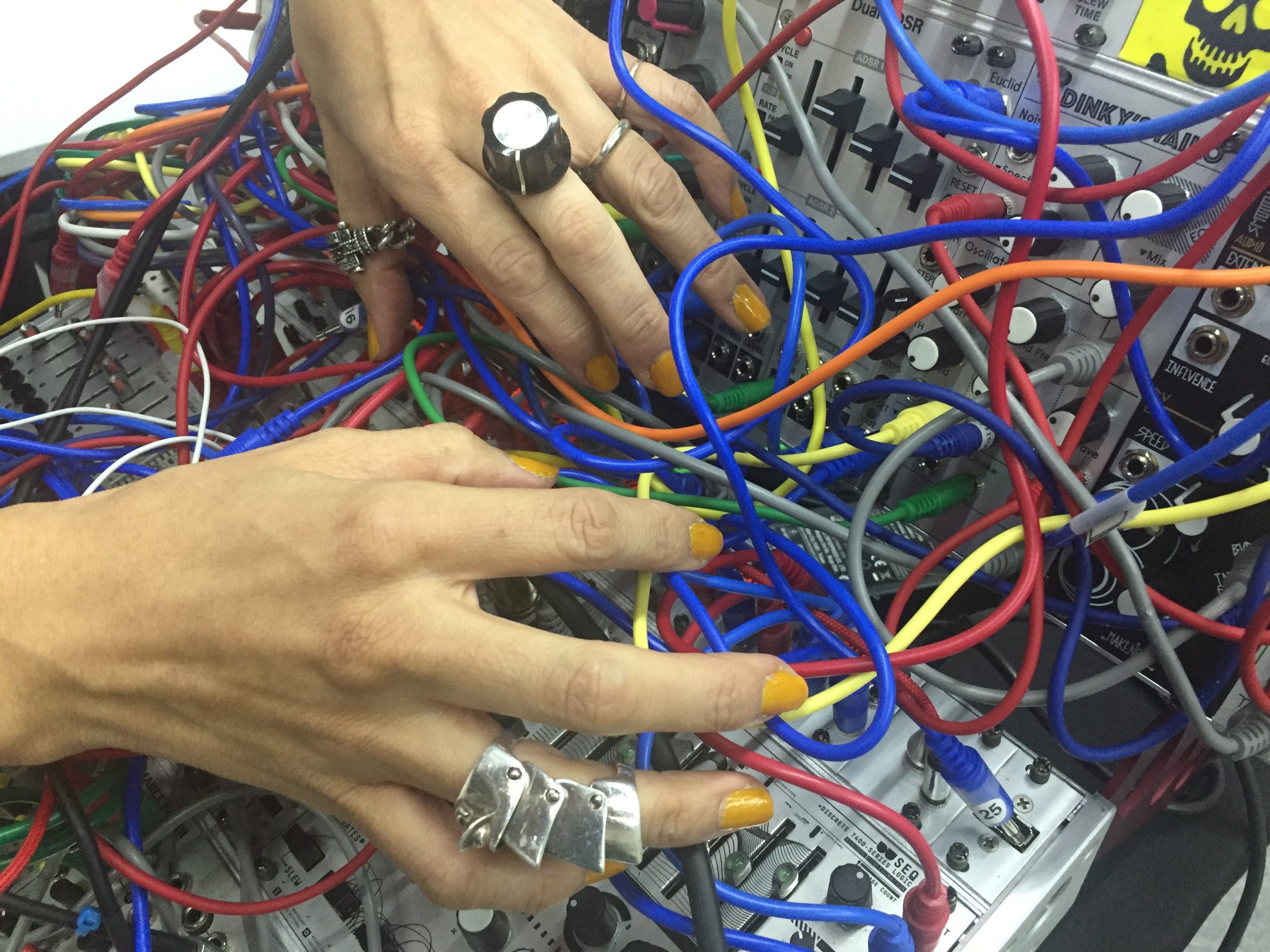 Galcid's hands on synths