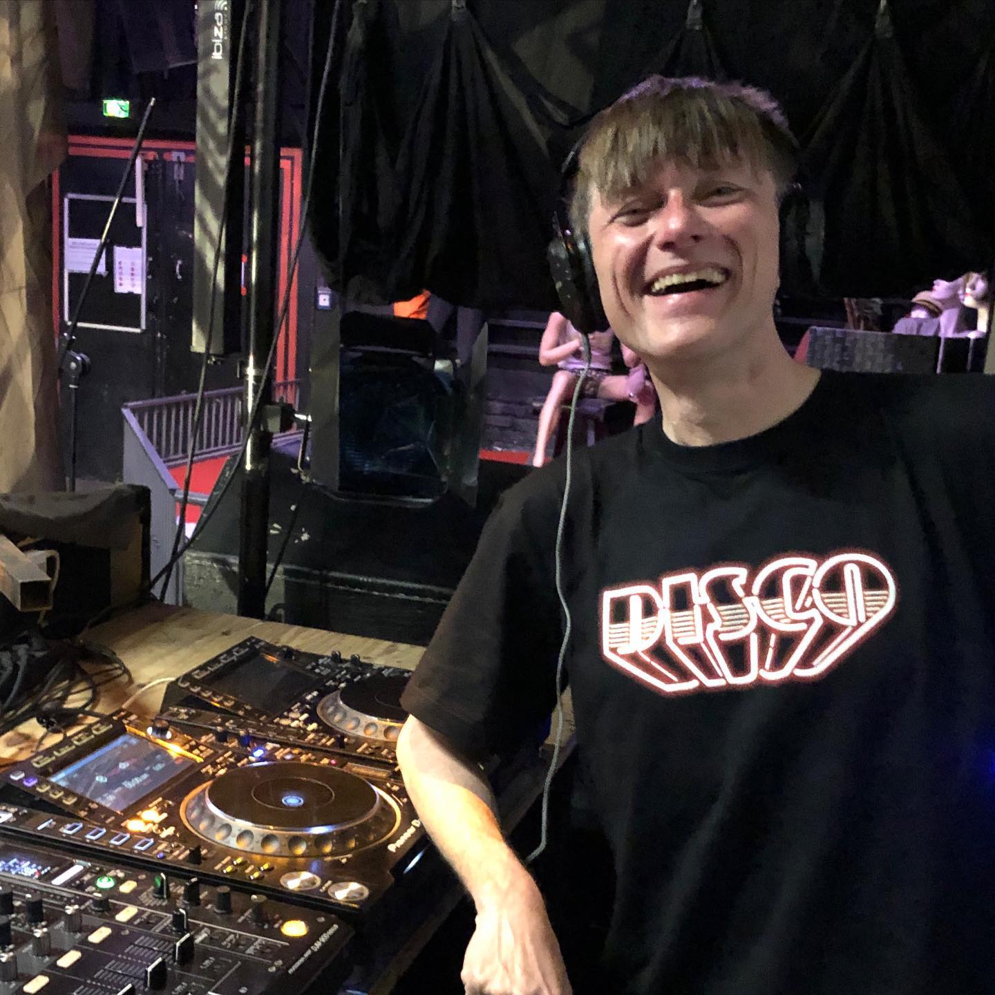 Tonight, April 15th, 20:00 – 22:00h CET