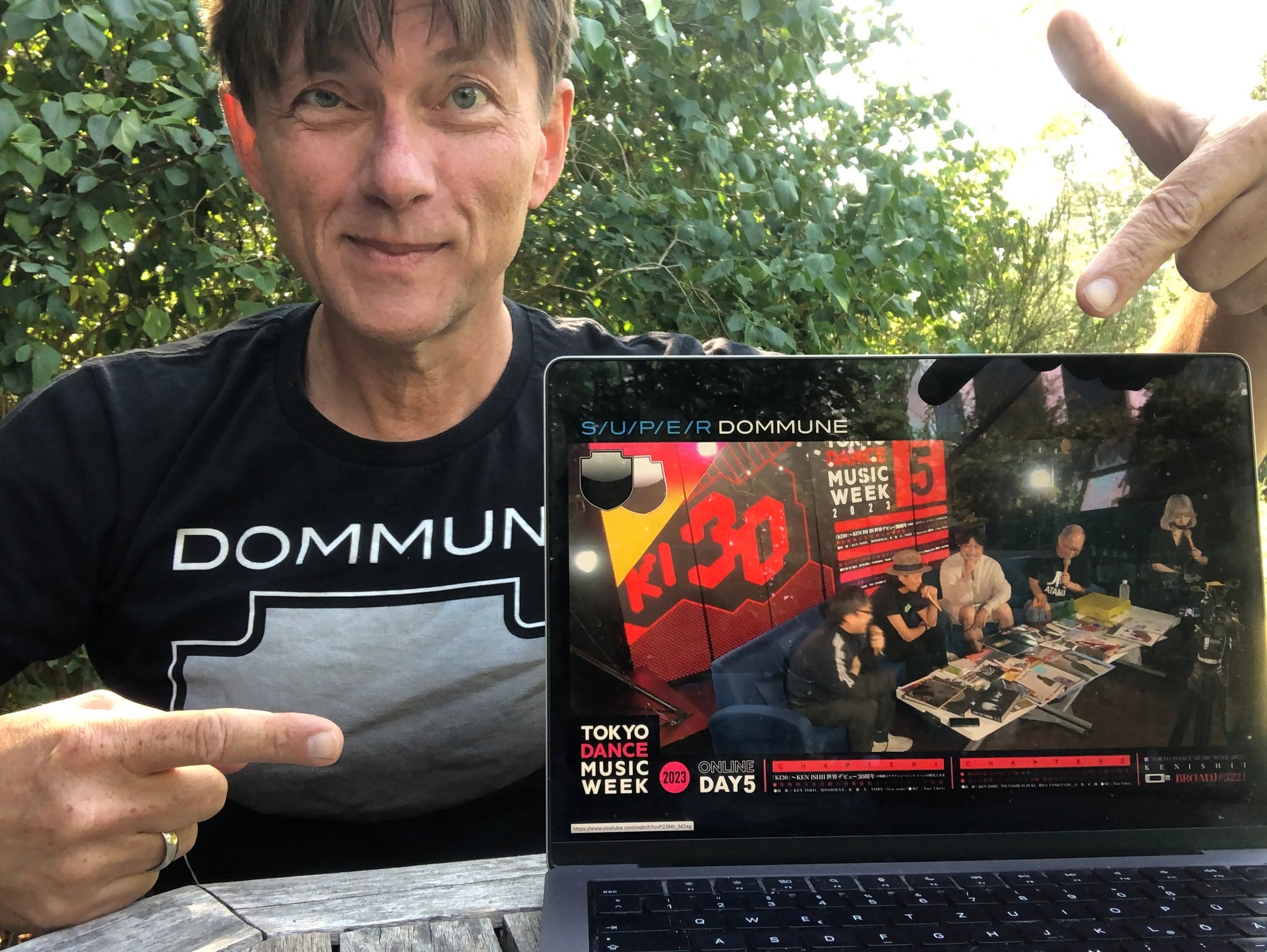 My friends @toby_izui , Dai Sato and Ken Ishii are live on DOMMUNE right now …