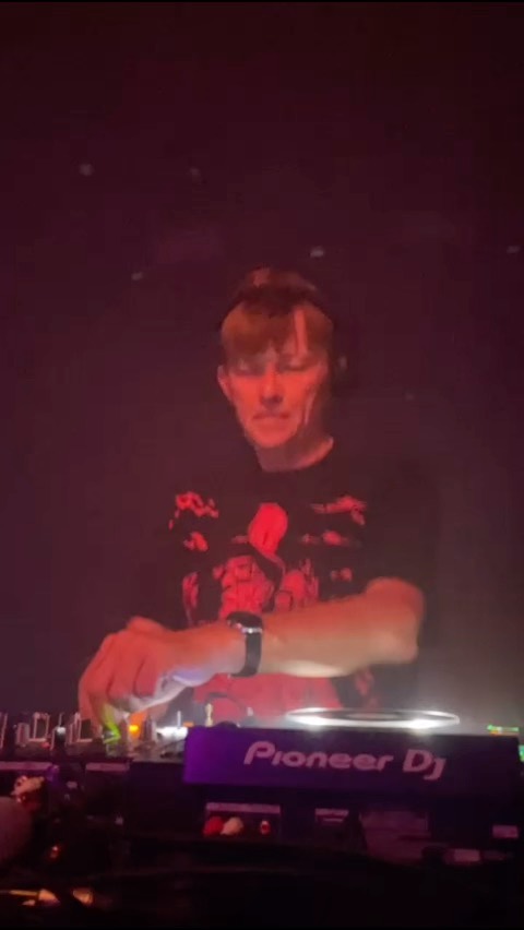 Playing the final set yesterday at @legends_of_time_germany at …