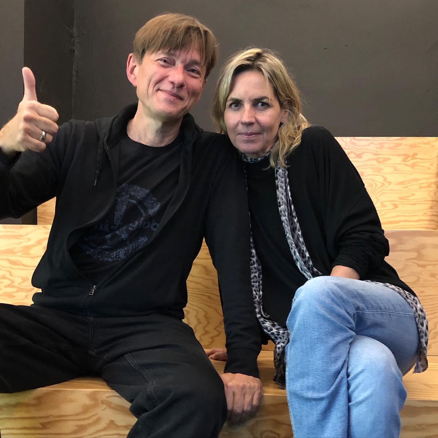 Relaxed and deep talk with @anjaschneiderofficial about #90stechno in #berlin …