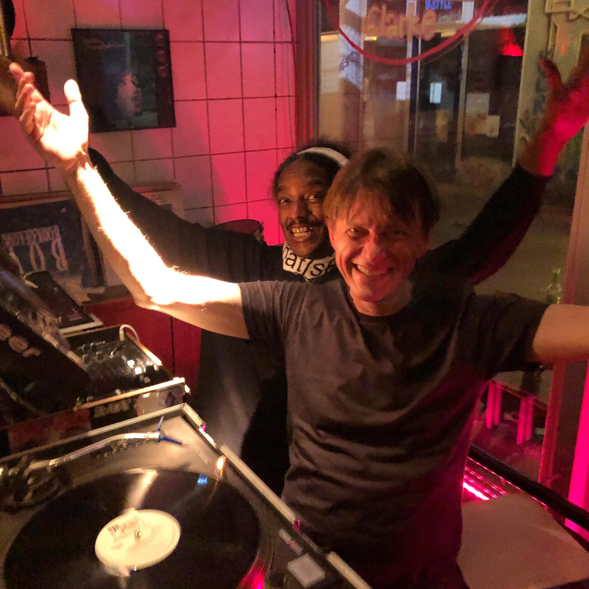 It’s Berlin at it’s best when you go have a drink at Möbel Olfe before your gig …