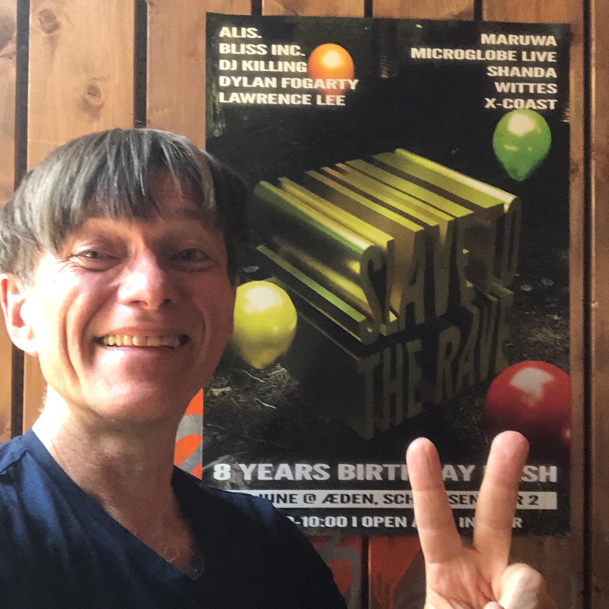 So ready for @slavetotherave_berlin at @aedenberlin tonight. I’m playing live …