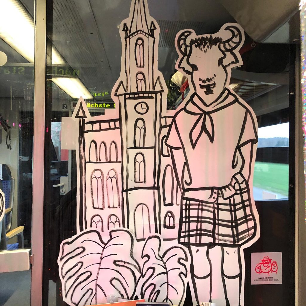 How to turn a @dbpersonenverkehr train into a mobile club: battery-powered …