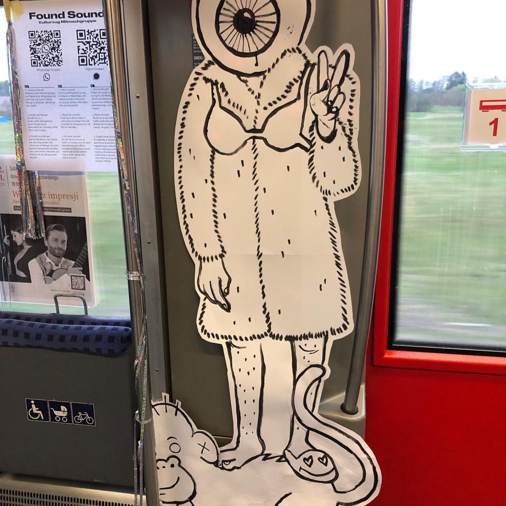 How to turn a @dbpersonenverkehr train into a mobile club: battery-powered …