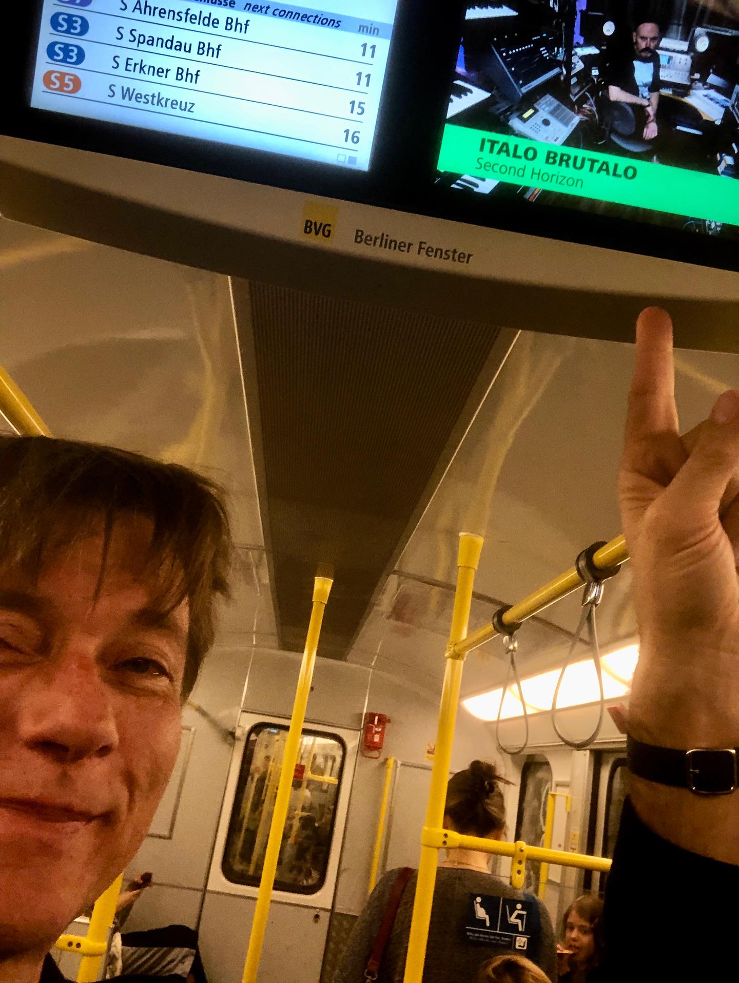 Yeah, I spotted the advert for @italobrutalo’s new album in the Berlin subway …