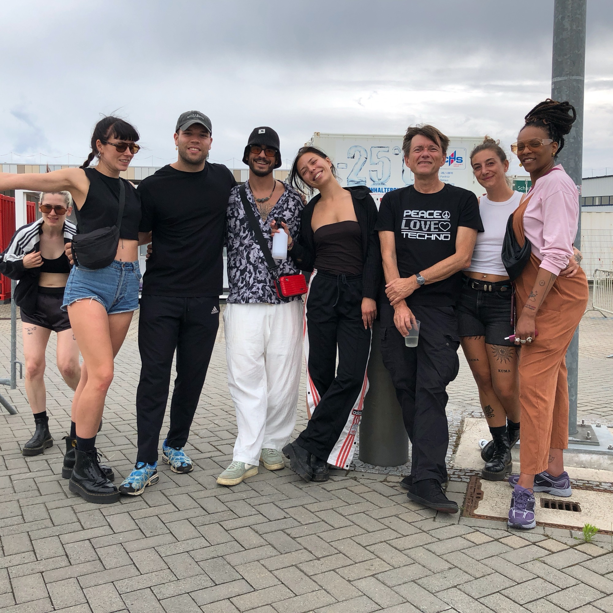 Say Hello to the friendly people from @tohhnzimmer e.V. from Hamburg, whom I’ve …