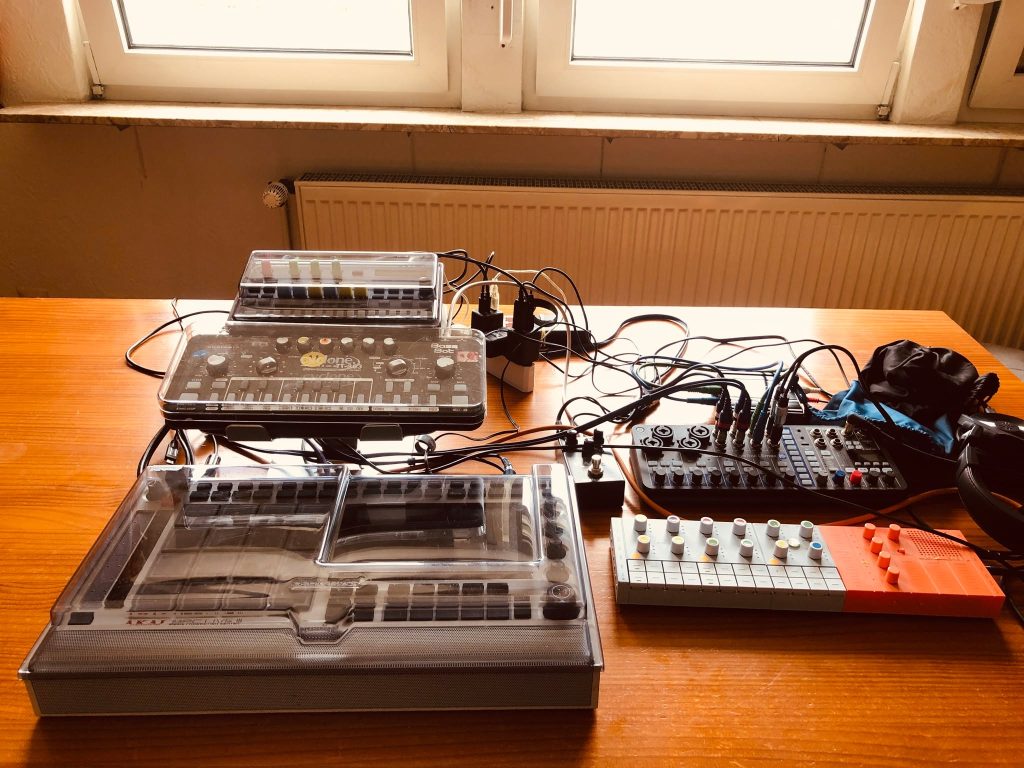Getting ready for my live performance tonight at @natureonefestival with this …