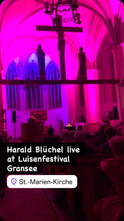 Gestern hatte ich zwei schöne Auftritte, einmal beim Luisenfestival Gransee und …