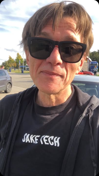 Hallo Hamburg, ich bin auf dem Weg zu euch, von der Havel an die Elbe zum …